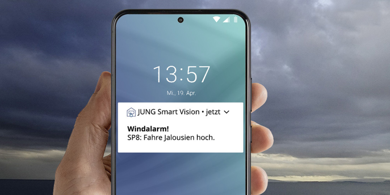JUNG Smart Panel 8 bei Werlitz GmbH in Fritzlar